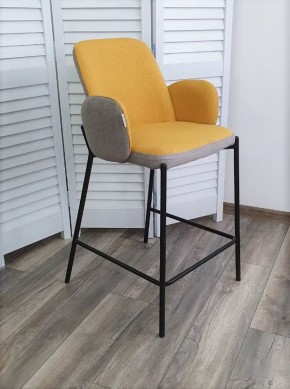 Полубарный стул NYX (H=65cm) VF106 желтый / VF120 серый М-City в Ижевске - izhevsk.ok-mebel.com | фото 3